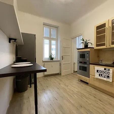 Spacious Centrum Apartment
