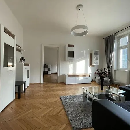 Spacious Centrum Apartment Ostrava
